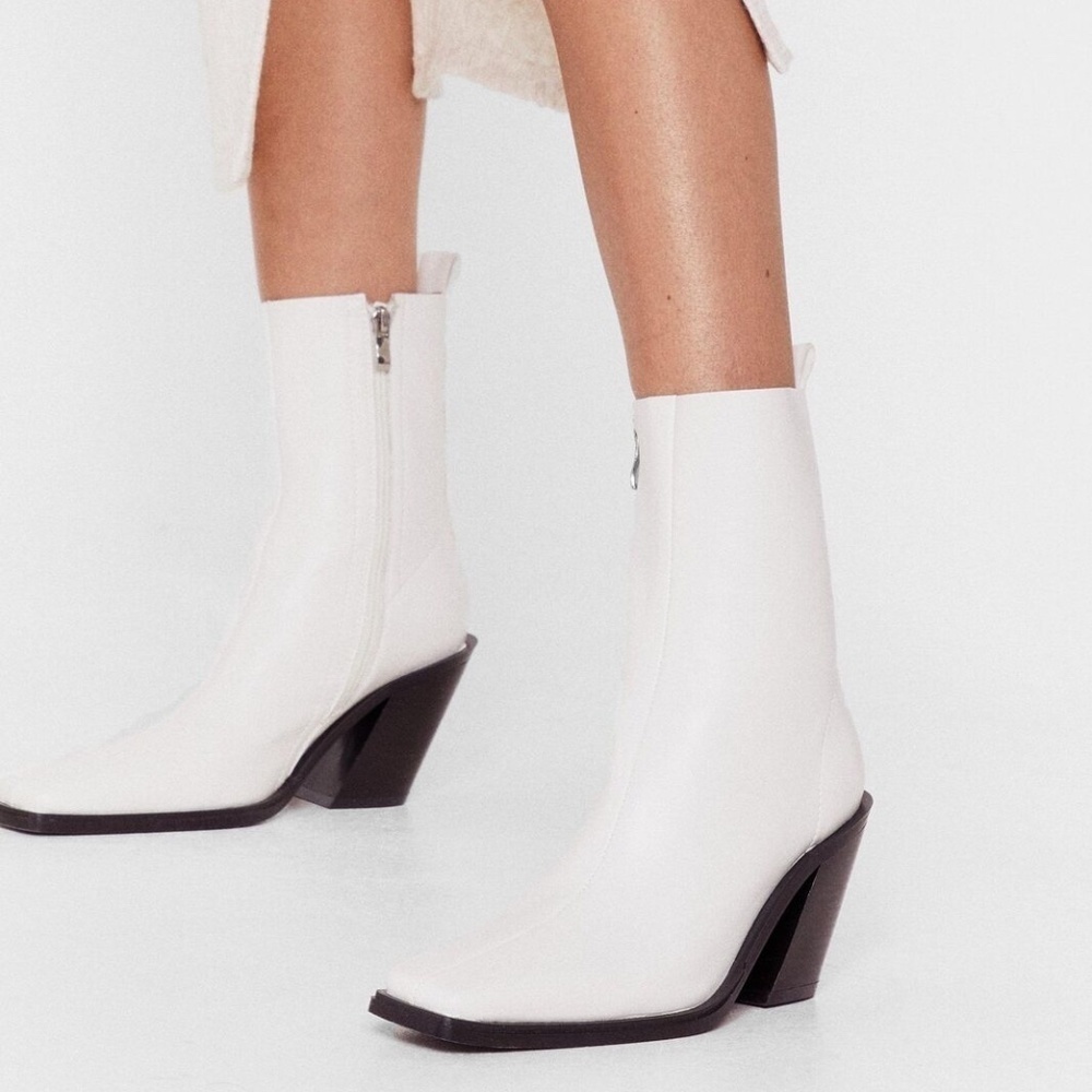 NASTY GAL Contrast Off White Leather Western Ankle Heel Boots - Picture 15 of 15